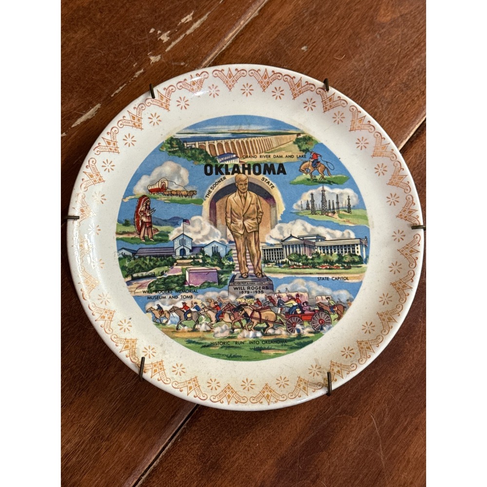 Vintage Souvenir State Wall Plates Oklahoma Wisconsin Pennsylvania 1